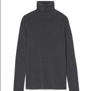 Toteme Navais Fine Knit Long Sleeve Top with Turtle Neck - Charcoal Size M